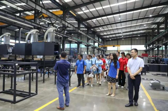西科暑期社会实践‖百年潮已起,青春歌而行——雷竞技RAYBET与理学院联合开展“回望百年奋斗路 青年接力新征程”党史学习特色社会实践活动